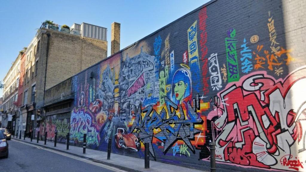 The Heart Of Brick Lane, Sleeps 7! Casa vacanze Londra