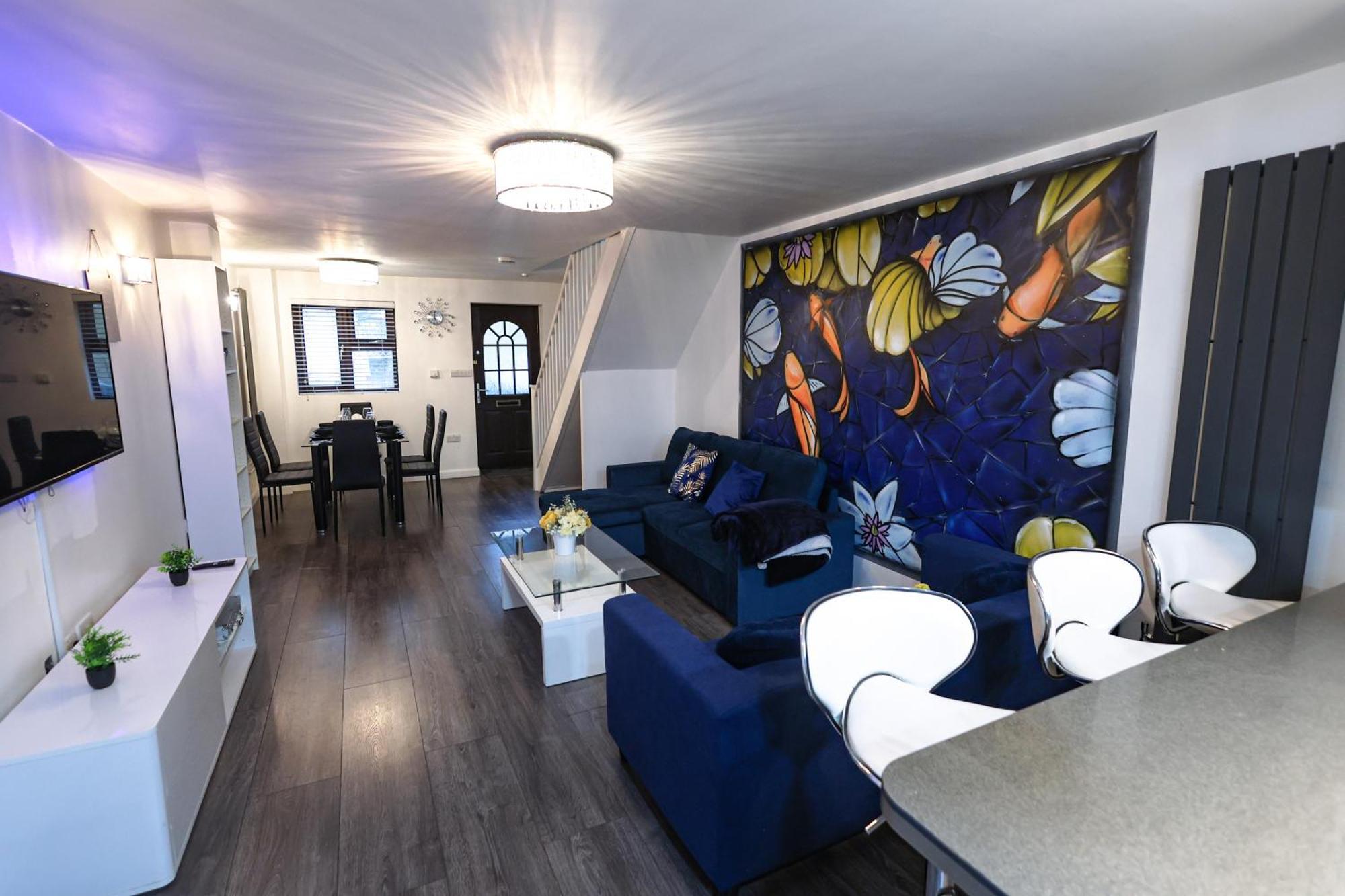The Heart Of Brick Lane, Sleeps 7! Londra